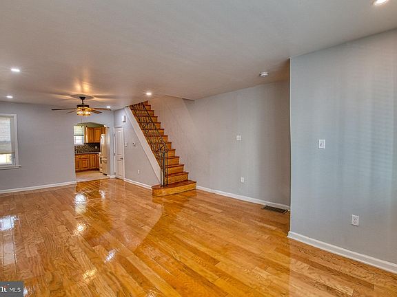 4th image of 1513 S Dorrance St