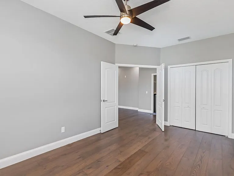 20058 Nob Oak Ave — Photo 14