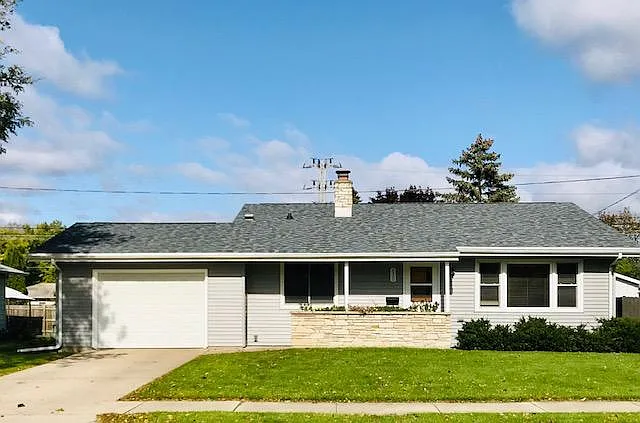 630 Haylett St — Photo 1