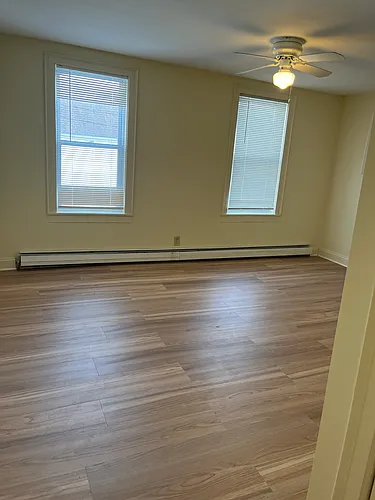 98 Raymond St #1W Photo 1