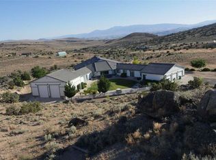 75 Quivera Ln, Sparks, NV 89441