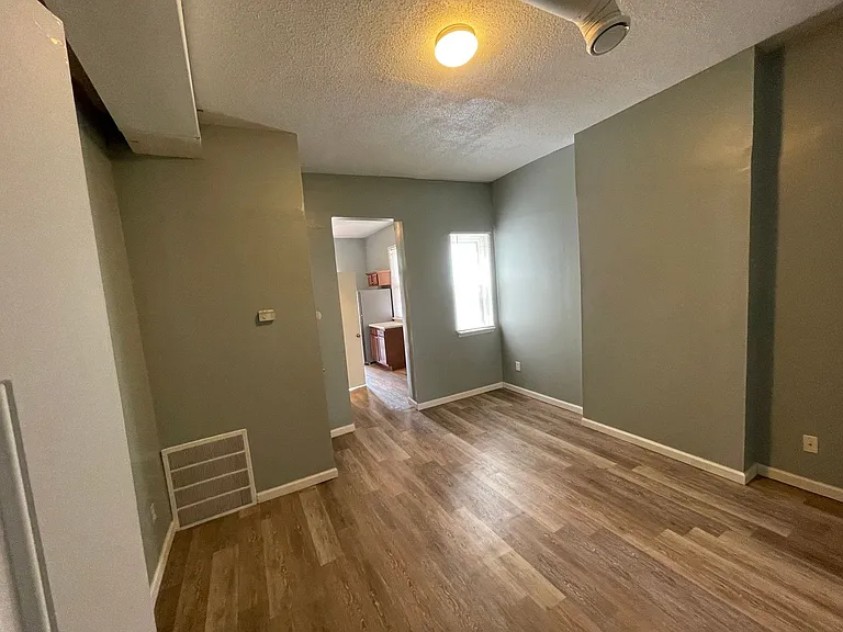 4264 Norfolk Ave — Photo 13