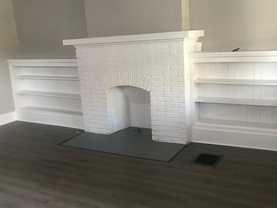 1st image of 3355 N Park Ave