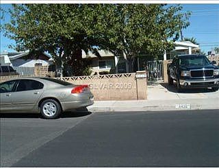 1st image of 4426 Swandale Ave