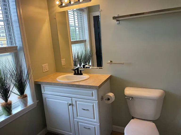 1488 Westminster St #4 — Photo 15