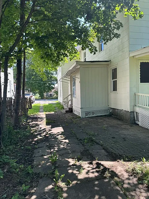 121 Fayette Street - 1 — Photo 3