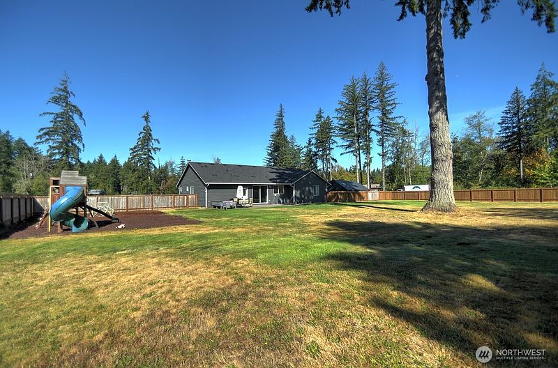 5th image of 14120 Englund Lane SW