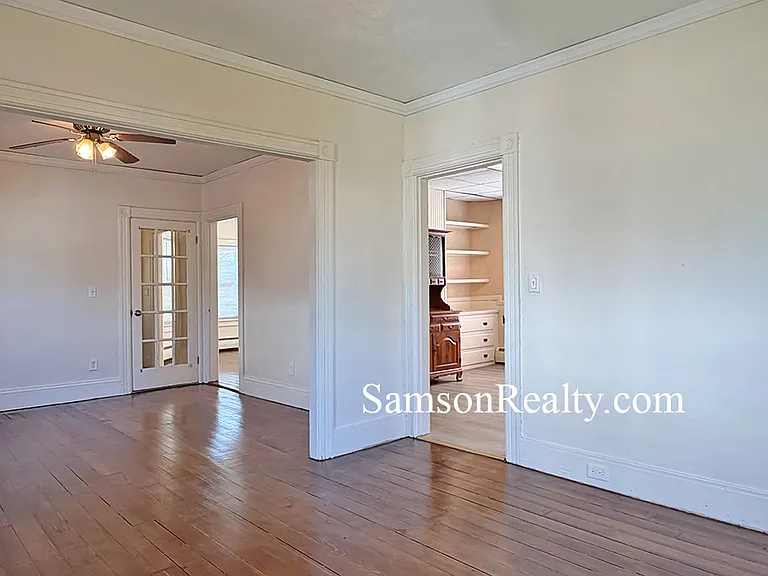 164 Morris Ave — Photo 9
