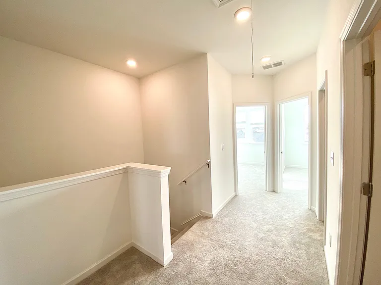 4270 Tifton Ln — Photo 5