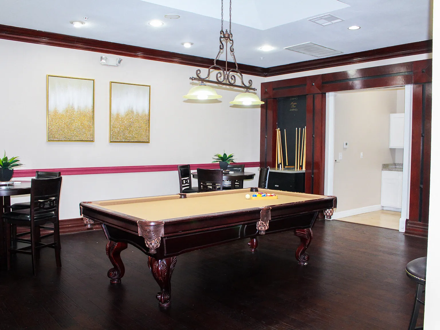 Montfort Place Apartments — Photo 3