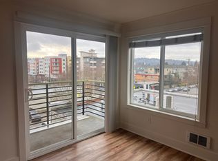 2250 NW 59th St APT 401, Seattle, WA 98107
