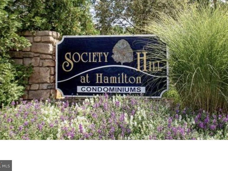 Society Hill at Hamilton Condominiums