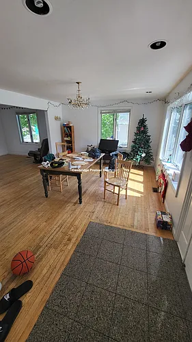 309 Beacon St Photo 1