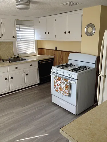 82 Pleasant St #1 Photo 1