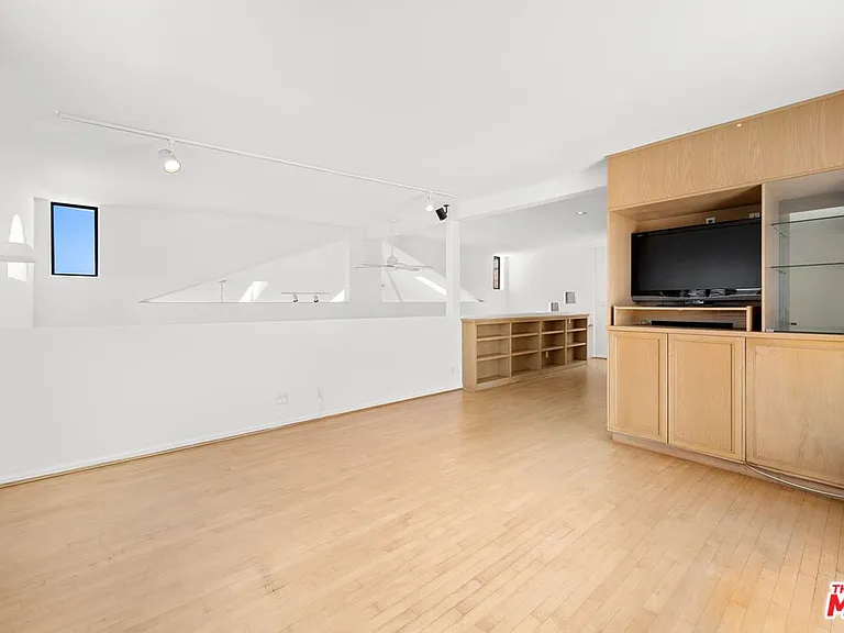 6206 Pacific Ave #2 — Photo 8
