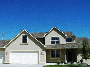 1024 Topaz Dr, West Richland, WA 99353