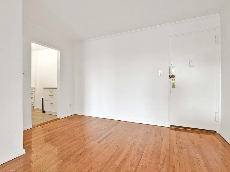 66-01 Burns St #4J — Photo 5