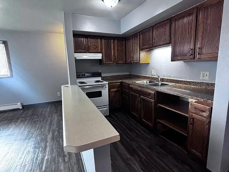 440 W Calumet St — Photo 6