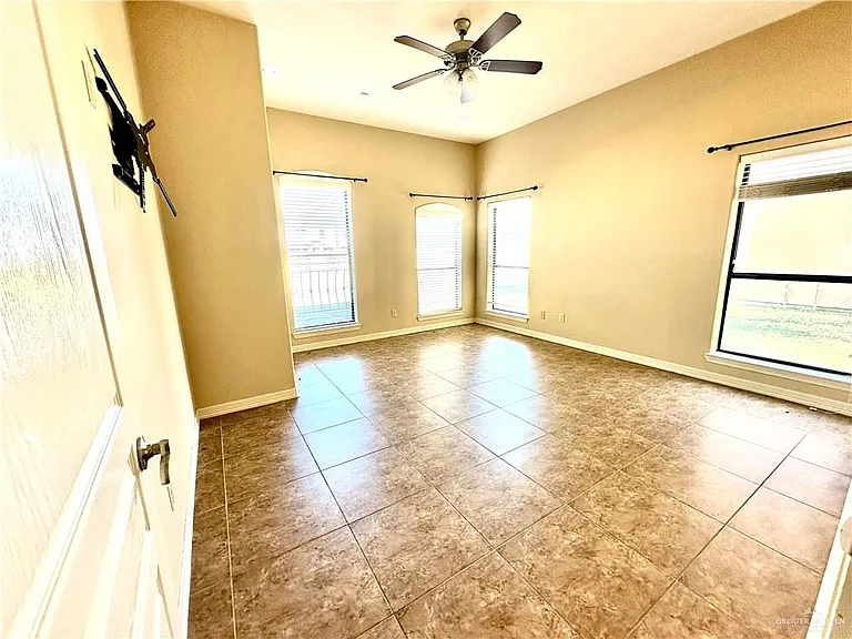 2715 Mimosa St #3 — Photo 9