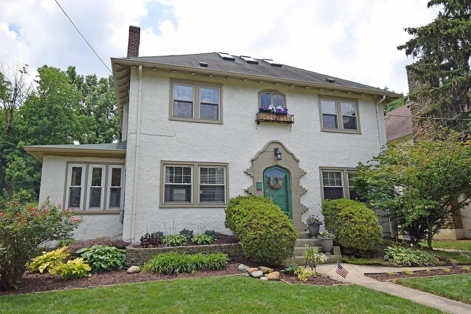 1263 Avon Dr photo 1