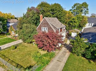 1913 E 2nd St, Flint, MI 48503