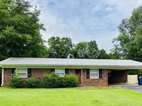 113 Adams St, Trenton, TN 38382