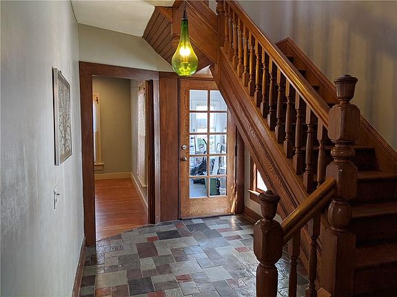 4th image of 15 Brockway Pl