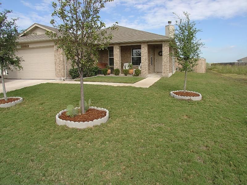 1st image of 205 Tricia Ln