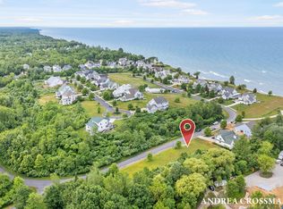 684 Waters Edge UNIT 14, South Haven, MI