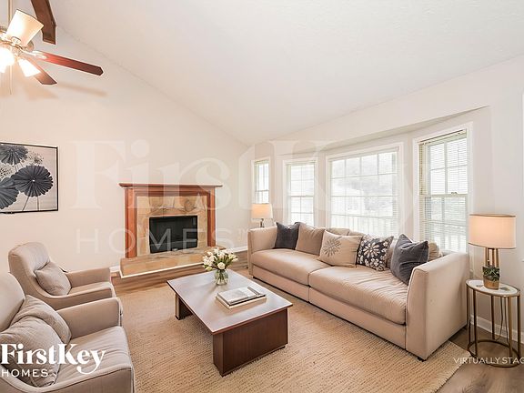 3rd image of 5029 Shelley Ct