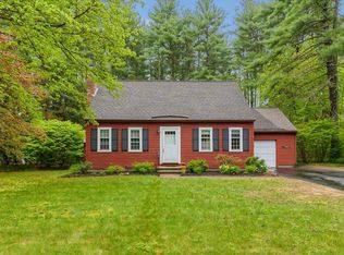 27 Walnut St, Townsend, MA 01469