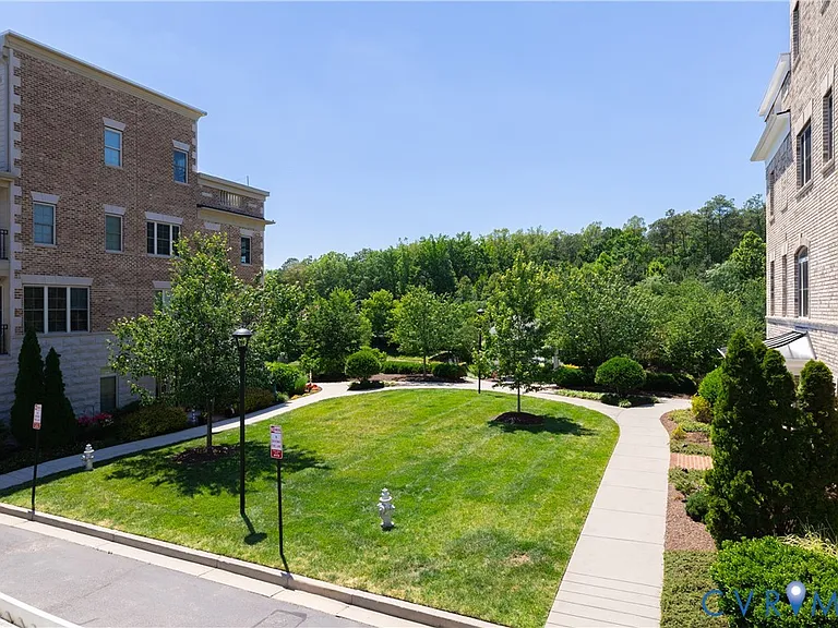 3921 Liesfeld Pl — Photo 7