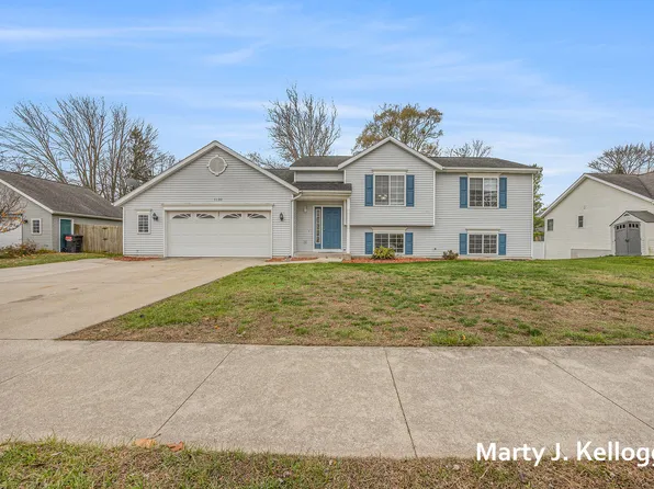 4130 Savannah Ct SW, Grandville, MI 49418
