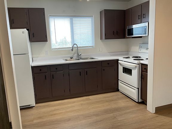 4th image of 3345 11th Ave S APT 124