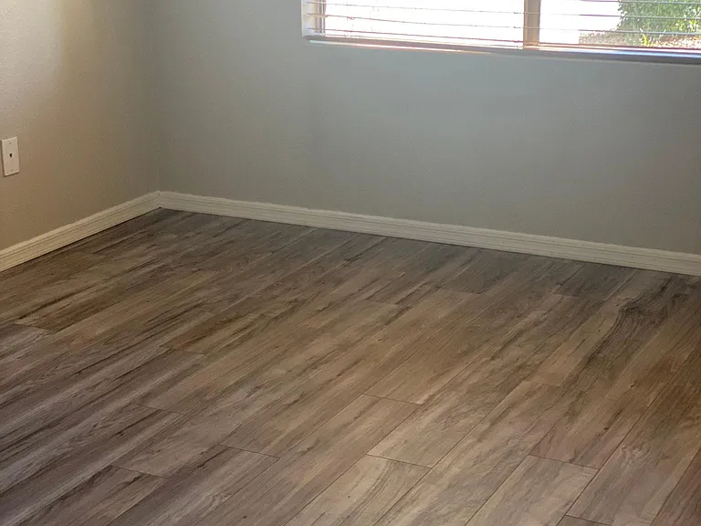 Den/4th bedroom