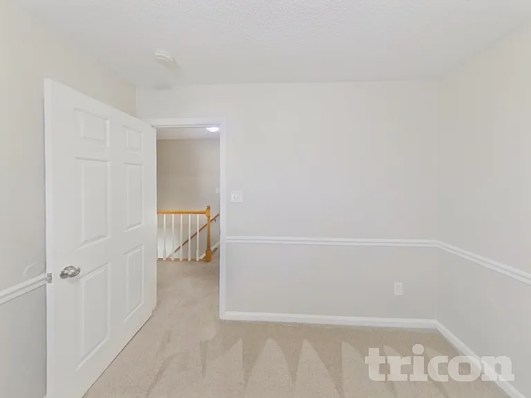 2026 Trowbridge Ct — Photo 11