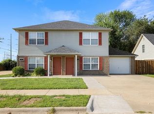 3301 SW Victoria Pl APT 1 & 2, Bentonville, AR 72712