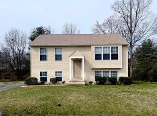 12586 Council Oak Dr, Waldorf, MD 20601