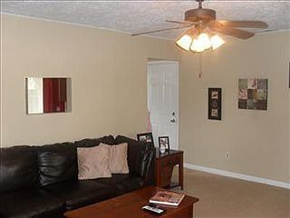 4th image of 103 Kings Chapel Dr