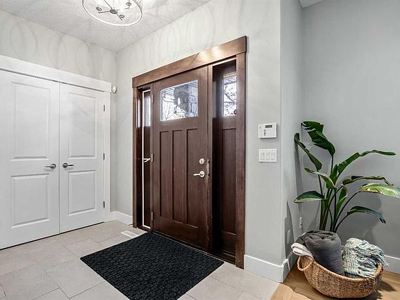 2nd image of 3040 W 28th St SW