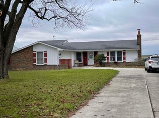 5633 Fahlsing Rd, Woodburn, IN 46797