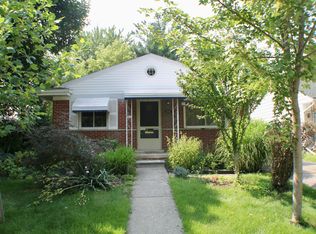 808 Wellesley Ave, Royal Oak, MI 48067