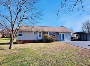 343 Defoe Cir, Maryville, TN 37804