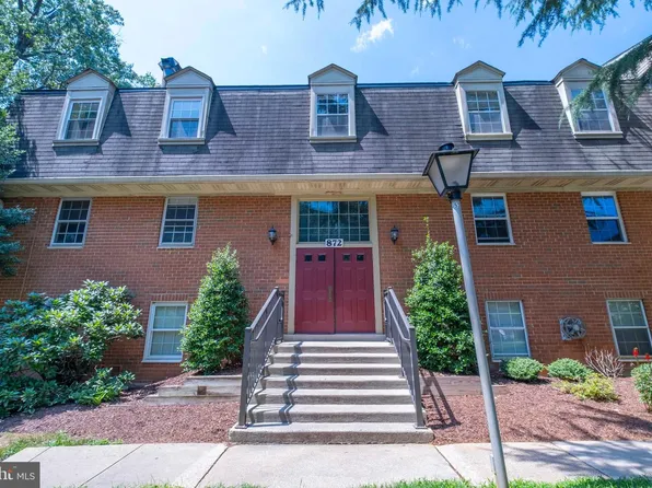 872 College Pkwy APT 301, Rockville, MD 20850