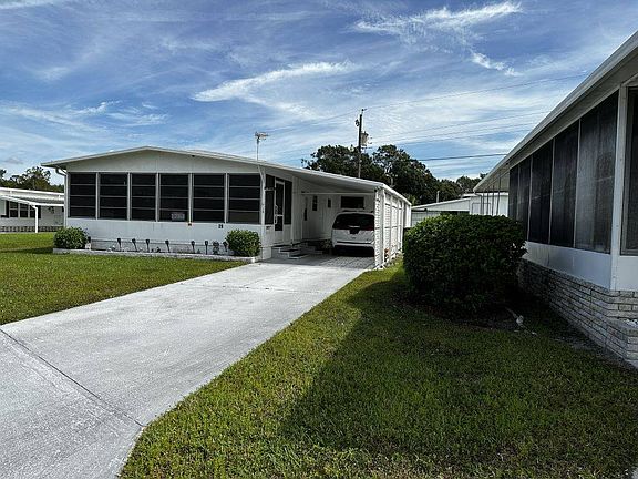 2nd image of 29 Imperial Dr