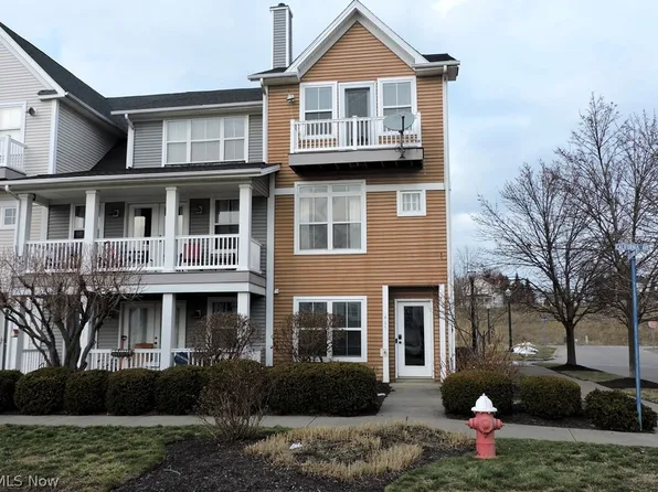 465 California Ave, Lorain, OH 44052