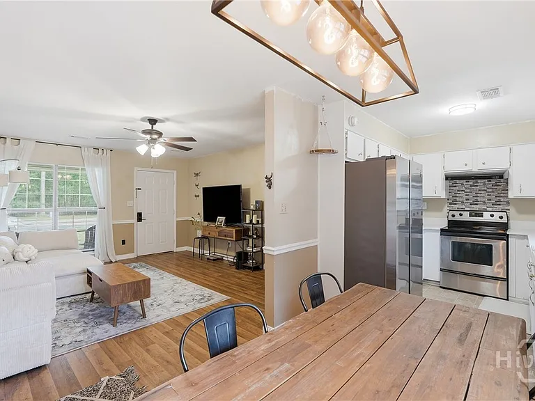 103 Eunice Rd — Photo 8