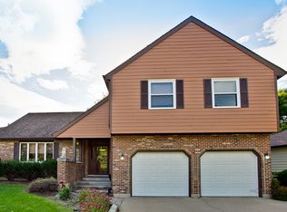 124 Mainsail Dr, Third Lake, IL 60030