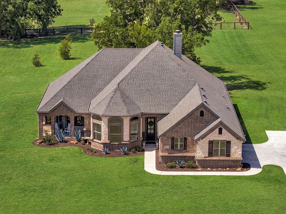 1st image of 111 Eagle Point N