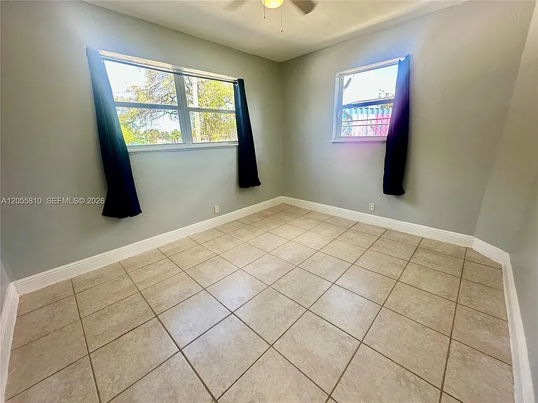 2110 Washington Ave #2110 — Photo 5